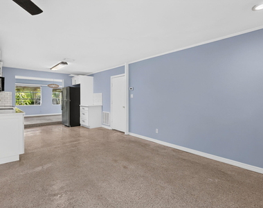 820 Se 13th Street - Photo Thumbnail 5