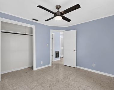 820 Se 13th Street - Photo Thumbnail 21