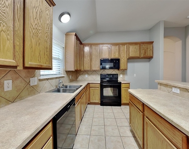 2713 Evening Mist Drive - Photo Thumbnail 5