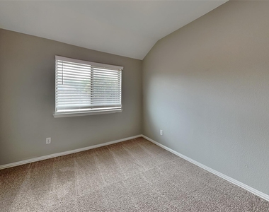 2713 Evening Mist Drive - Photo Thumbnail 13