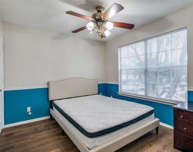 4021 Bond Street - Photo Thumbnail 6