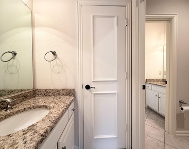4419 Donegal Drive - Photo Thumbnail 28