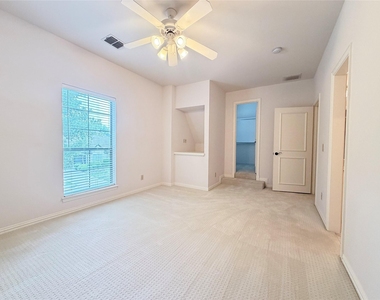 4419 Donegal Drive - Photo Thumbnail 34