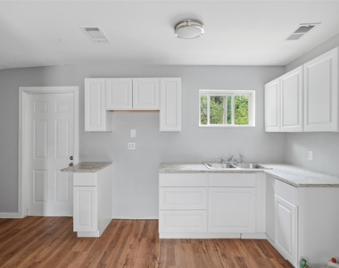 4508 Fletcher Avenue - Photo Thumbnail 6