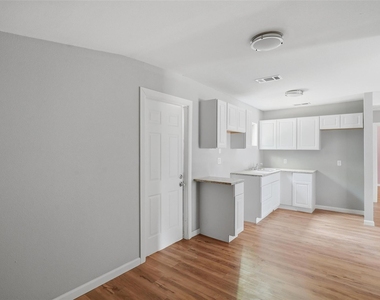 4508 Fletcher Avenue - Photo Thumbnail 7
