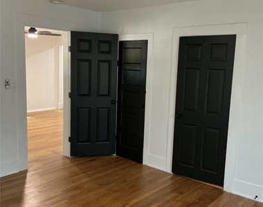 3831 Bernal Drive - Photo Thumbnail 19