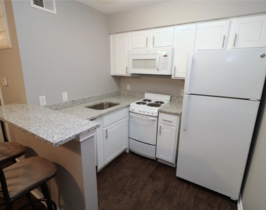9831 Walnut Street - Photo Thumbnail 2