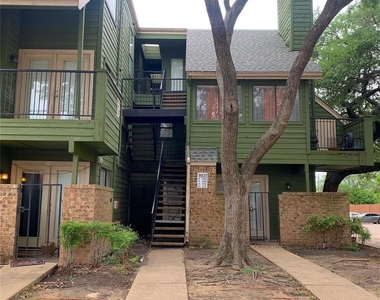 9831 Walnut Street - Photo Thumbnail 6