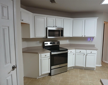4720 Saint Thomas Place - Photo Thumbnail 4