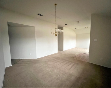 4720 Saint Thomas Place - Photo Thumbnail 2