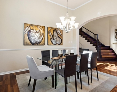 9750 Grassland Drive - Photo Thumbnail 4
