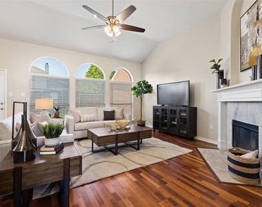 9750 Grassland Drive - Photo Thumbnail 7