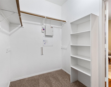 9750 Grassland Drive - Photo Thumbnail 17