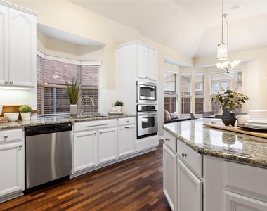 9750 Grassland Drive - Photo Thumbnail 10