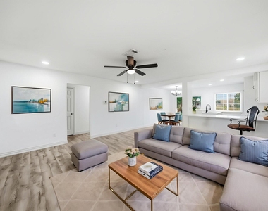 10124 Shayna Drive - Photo Thumbnail 6