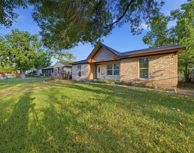 10124 Shayna Drive - Photo Thumbnail 2