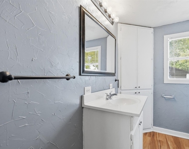 1415 Stanwood Avenue - Photo Thumbnail 7