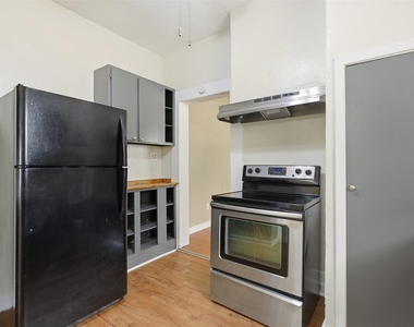 1415 Stanwood Avenue - Photo Thumbnail 10