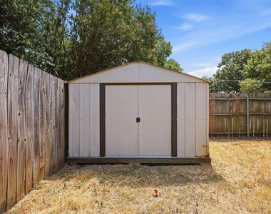 1415 Stanwood Avenue - Photo Thumbnail 19