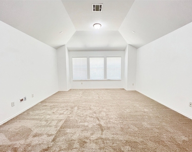 15465 Adlong Drive - Photo Thumbnail 23