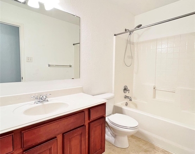 15465 Adlong Drive - Photo Thumbnail 22