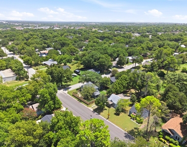 707 W Water Street - Photo Thumbnail 23