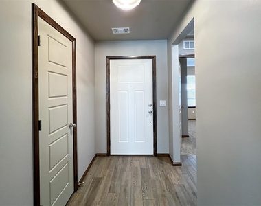 12932 Nw 3rd Terrace - Photo Thumbnail 2