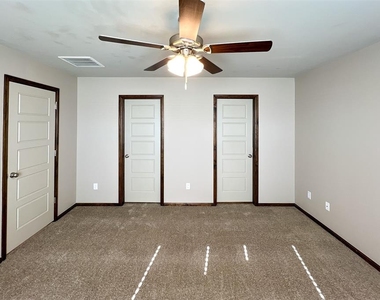 12932 Nw 3rd Terrace - Photo Thumbnail 12