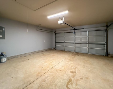 12932 Nw 3rd Terrace - Photo Thumbnail 26
