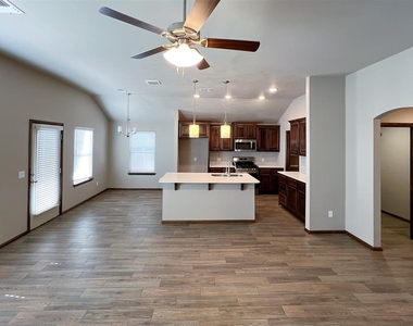 12932 Nw 3rd Terrace - Photo Thumbnail 4