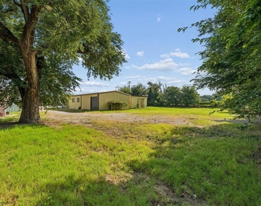 902 N Purdue Avenue - Photo Thumbnail 28