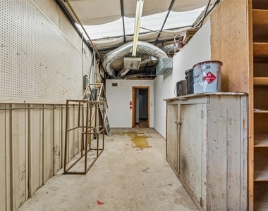 902 N Purdue Avenue - Photo Thumbnail 26