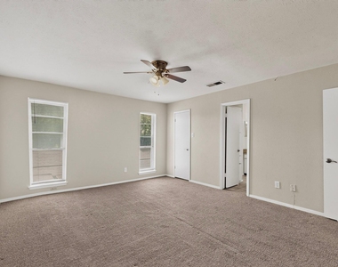 1949 Shorewood Drive - Photo Thumbnail 16