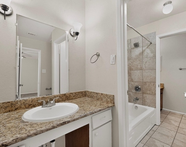 1949 Shorewood Drive - Photo Thumbnail 19