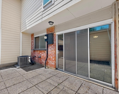 1949 Shorewood Drive - Photo Thumbnail 28