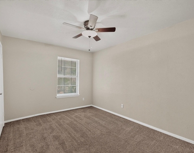 1949 Shorewood Drive - Photo Thumbnail 23
