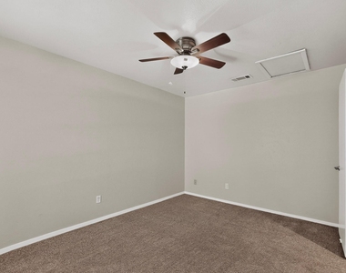 1949 Shorewood Drive - Photo Thumbnail 25