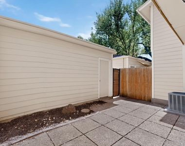 1949 Shorewood Drive - Photo Thumbnail 30