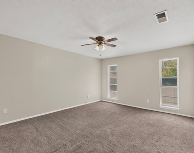 1949 Shorewood Drive - Photo Thumbnail 15
