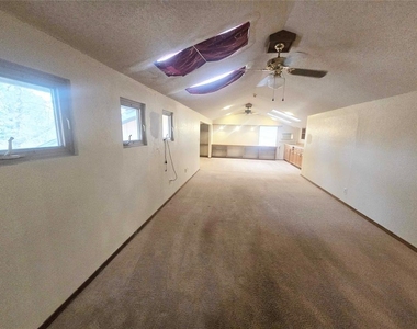 1212 Kingston Court - Photo Thumbnail 20