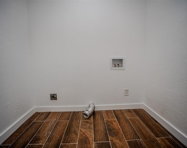 5617 S Indian Meridian Road - Photo Thumbnail 14