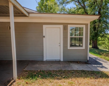 5617 S Indian Meridian Road - Photo Thumbnail 1