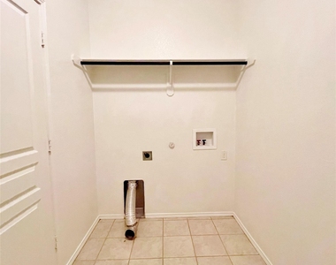 123 Timberline Drive - Photo Thumbnail 20