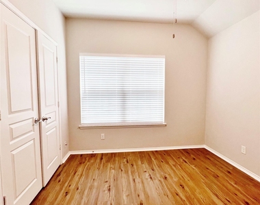 123 Timberline Drive - Photo Thumbnail 15