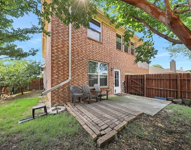5004 Rain Forest Drive - Photo Thumbnail 1