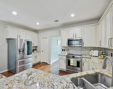 5004 Rain Forest Drive - Photo Thumbnail 29