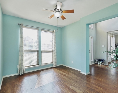 5004 Rain Forest Drive - Photo Thumbnail 20