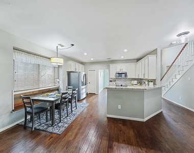 5004 Rain Forest Drive - Photo Thumbnail 25
