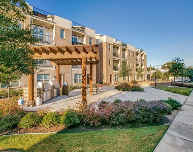 1303 Palm Canyon Drive - Photo Thumbnail 12