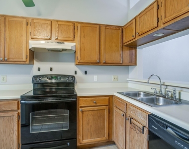 4017 River Birch Road - Photo Thumbnail 8